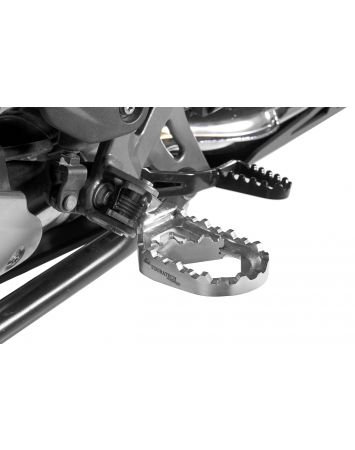 01-045-5316-0 *Works* long-distance foot pegs, low for BMW R1300GS/ Adventure, R1250GS/ Adventure, R1200GS (LC)/ Adventure (LC), F900GS/ Adventure, F850GS/ Adventure, F800GS(2024-), F750GS