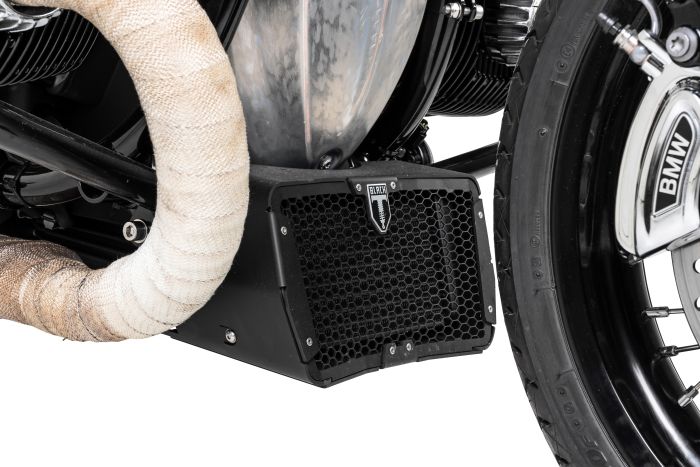 01-018-5020-0 BLACK-T Oil cooler guard for BMW R18
