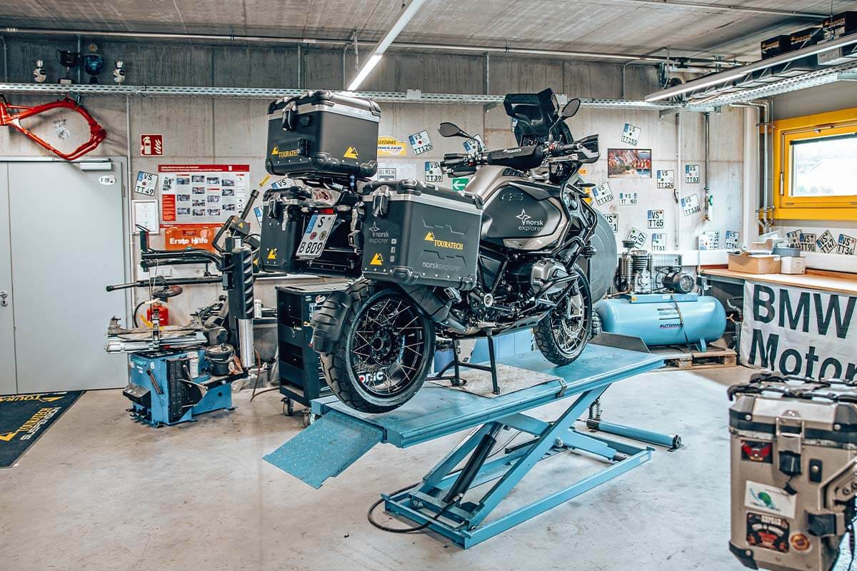 Turn old into new Bike Makeover Magazine Touratech Online