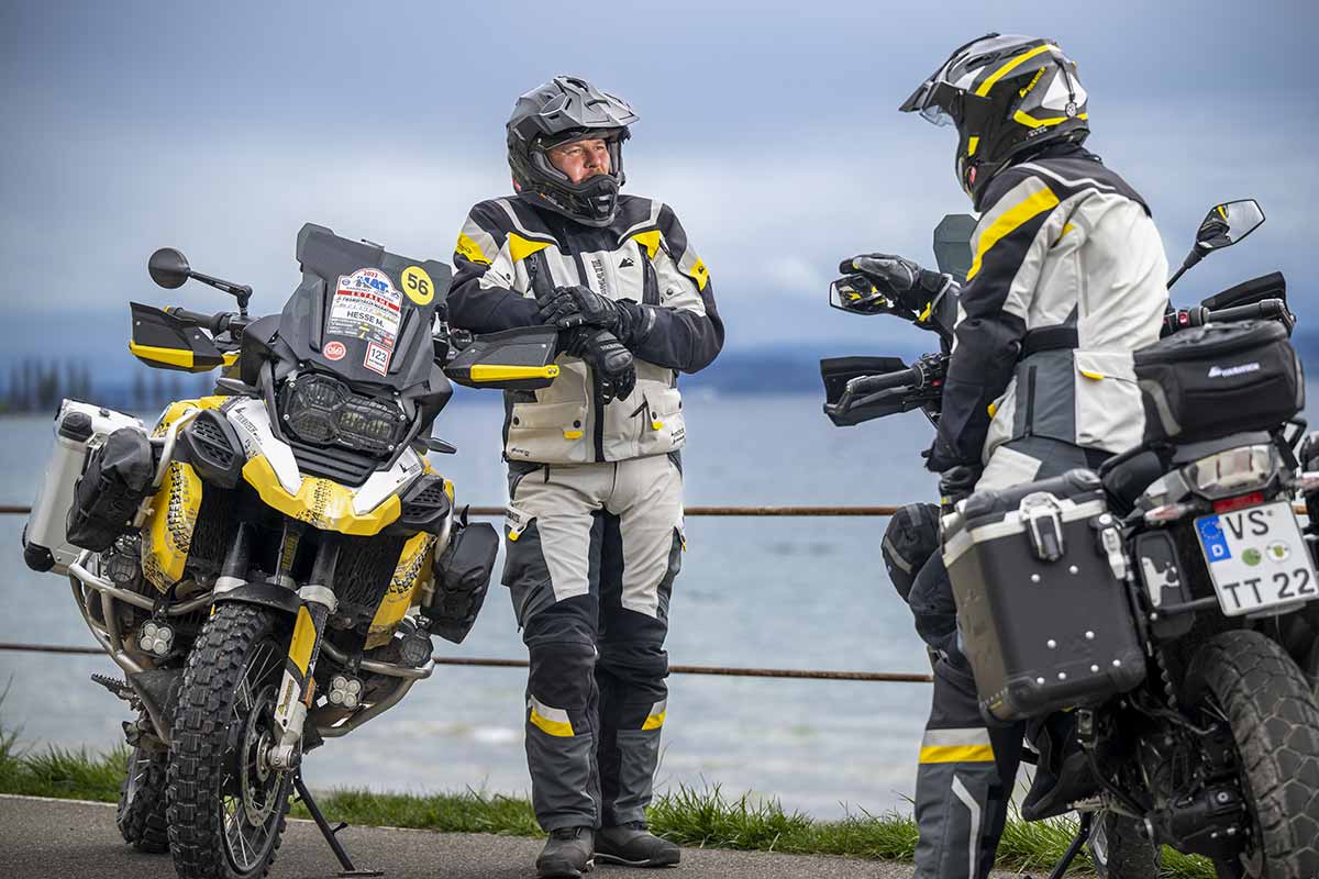 Masterpiece: Compañero ULTIMATE - The safest touring suit