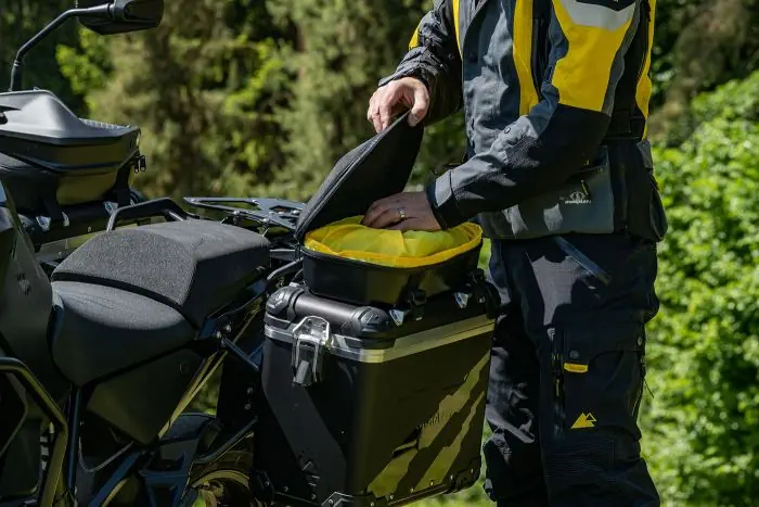 Bmw pannier bags discount